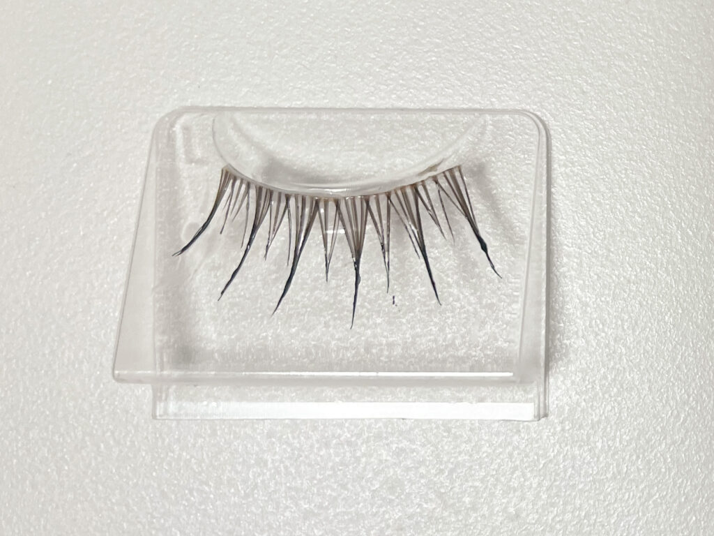 クレージュ モイスチャライジング クレンジングバームを付けたときのつけまつ毛の写真