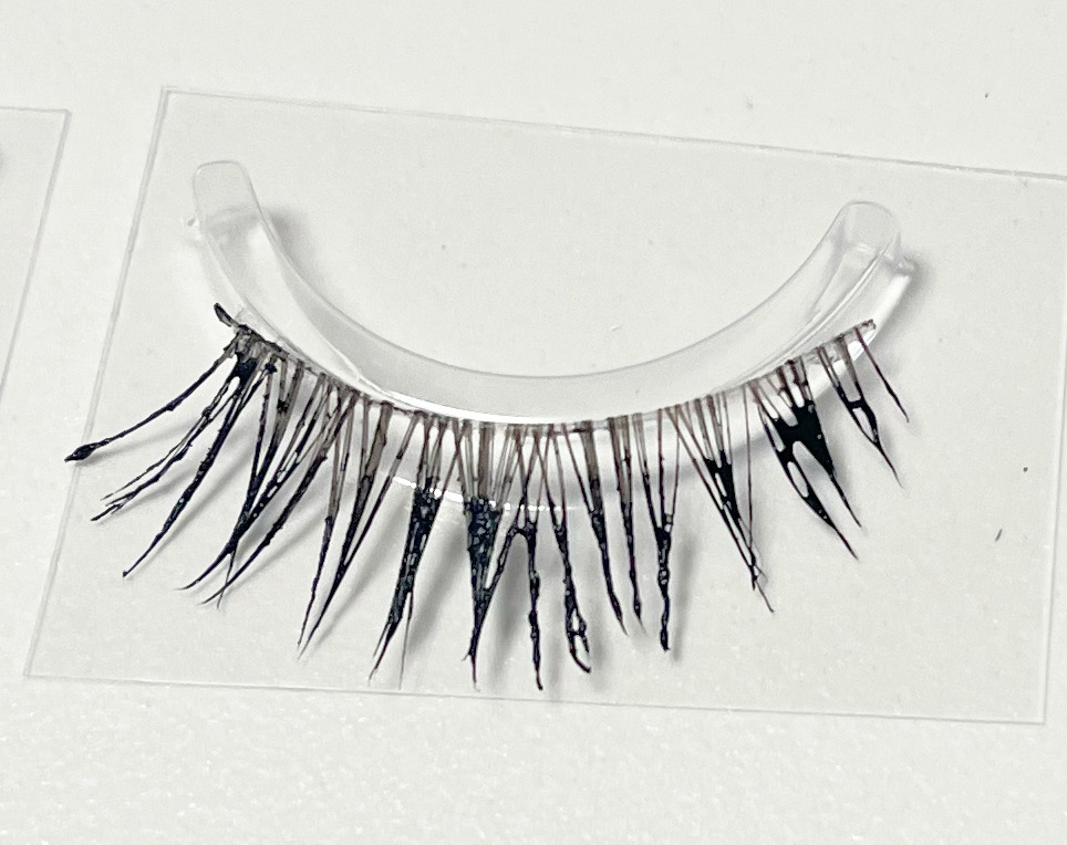 マスカラをつけた状態のつけまつ毛