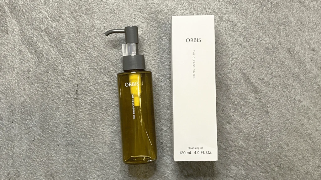 オルビス ザ クレンジング オイルのボトルと外箱